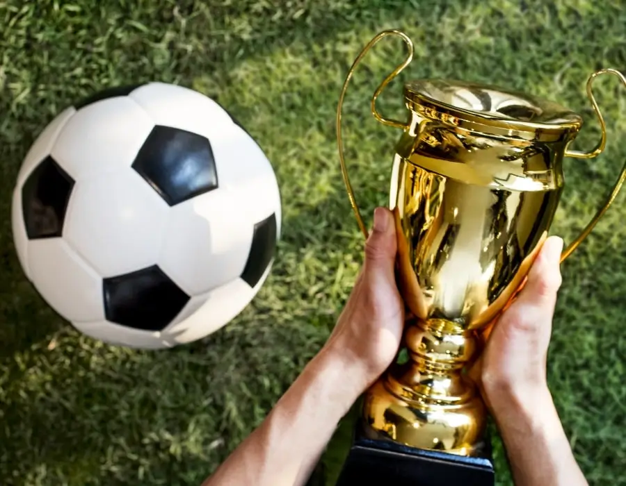 We also provide trophy for those who buy it for prizes